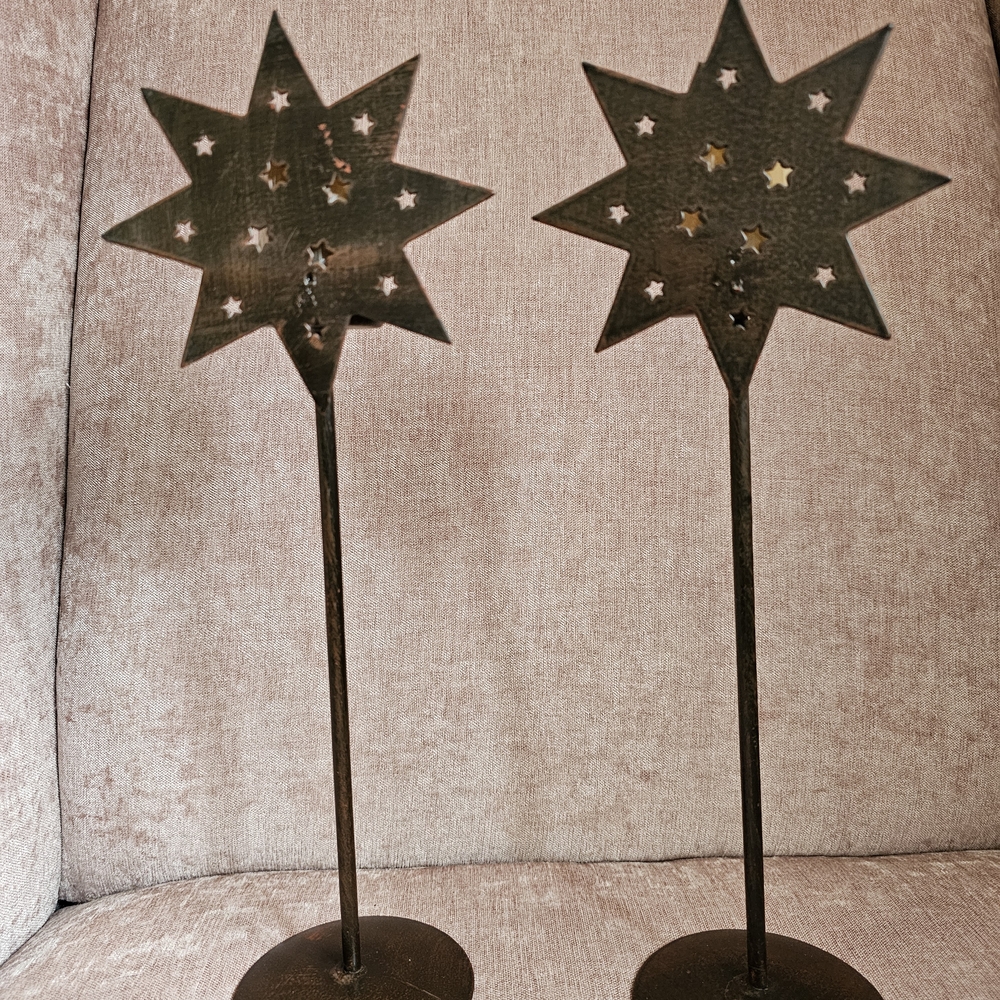 Rustic Star-Shaped Metal Candle Holders